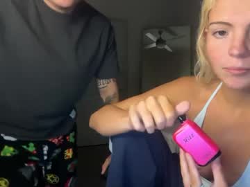 beachbabes999 live webcam