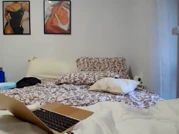 /register/ webcam capture