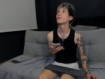 /register/ webcam capture