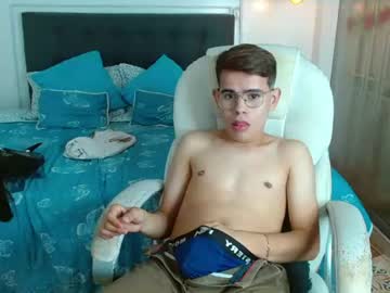/register/ webcam capture
