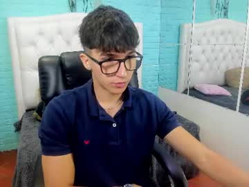 /register/ webcam capture