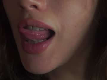 /register/ webcam capture